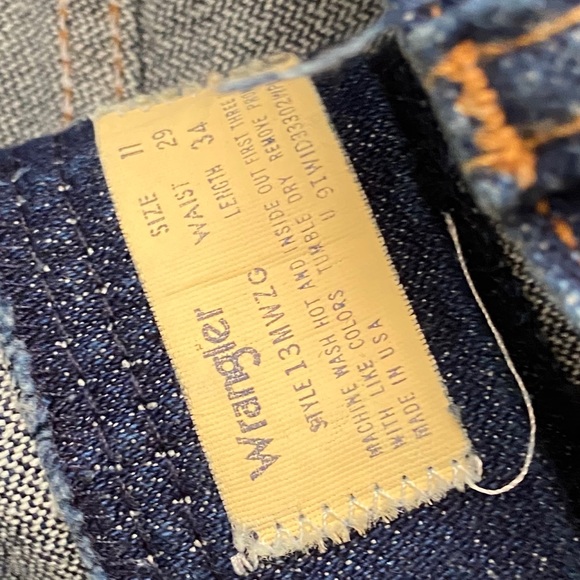 VINTAGE WRANGLER DARK WASH HIGH WAIST JEANS - Picture 5 of 8